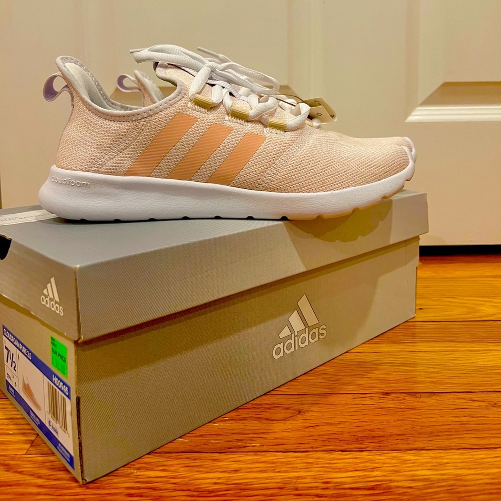 Adidas NWT in box CloudFoam pure 2.0
